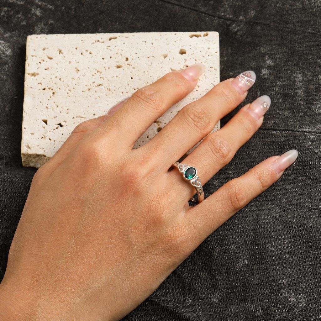 Celtic Ring With Green Stone - Image 3