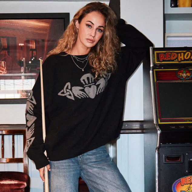 Claddagh Black and Grey Crew Neck Jumper - Image 2