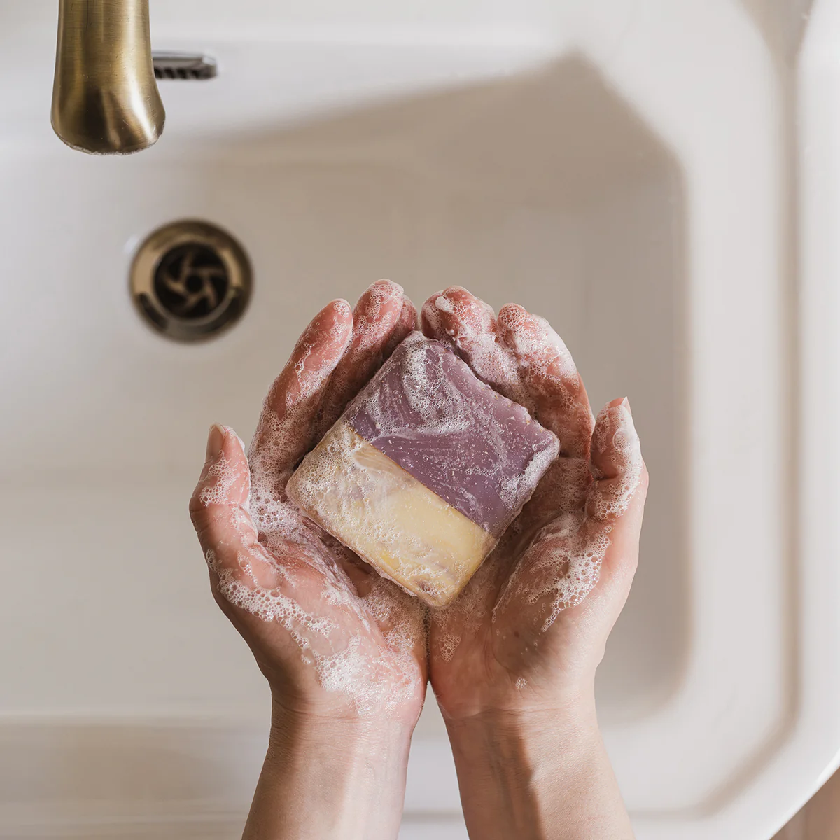 Claddagh Soap Bar - Image 2