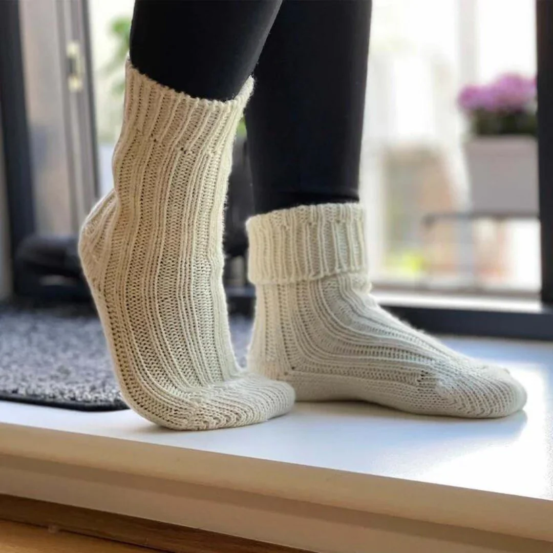 Doogan Donegal 100% Pure Wool Irish Walking Socks Natural - Image 2