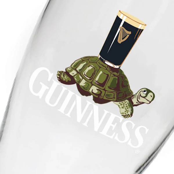Guinness Tortoise 568ml Pint Glass - Image 2