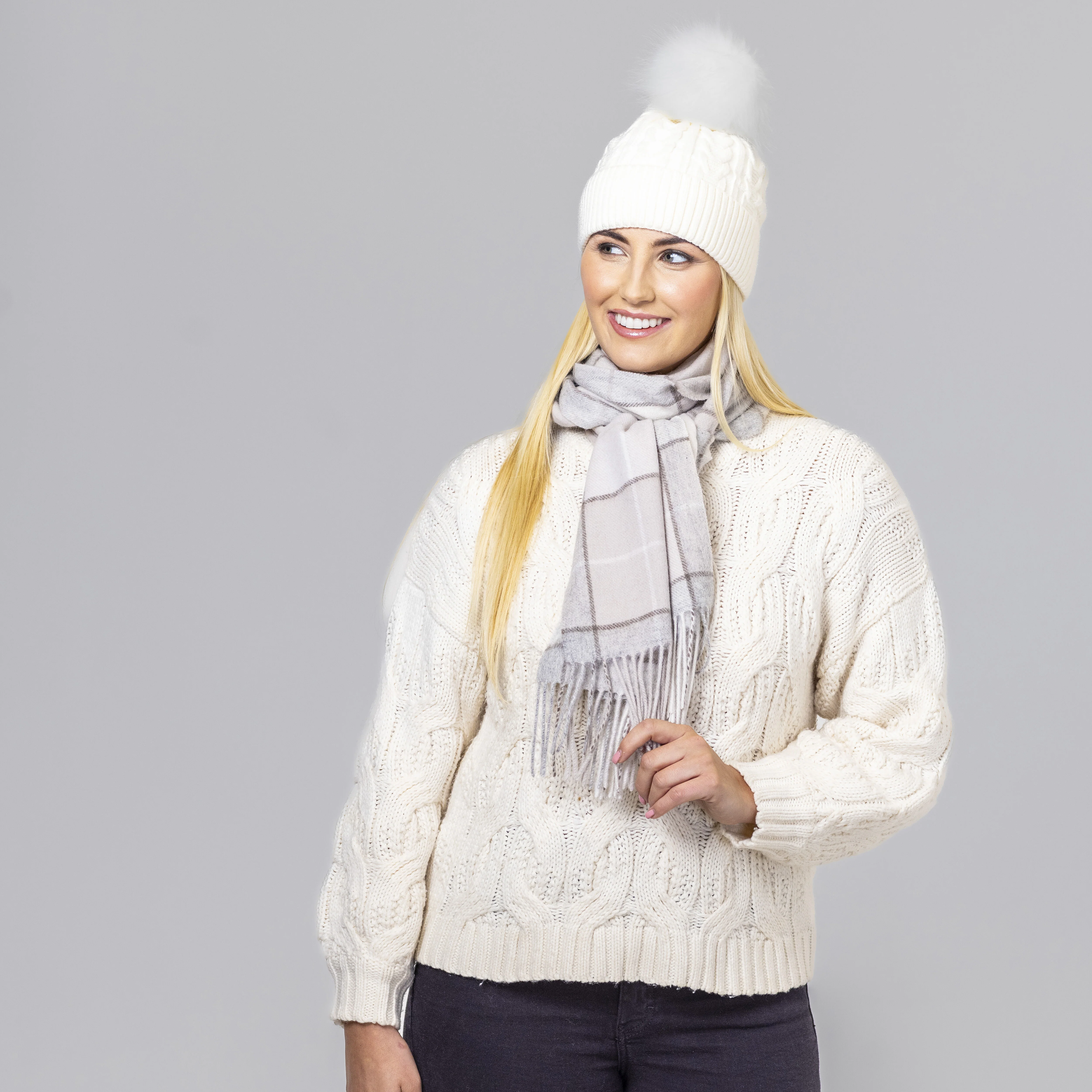 Heritage Traditions Tartan Woollen Scarf – Natural Design - Image 2