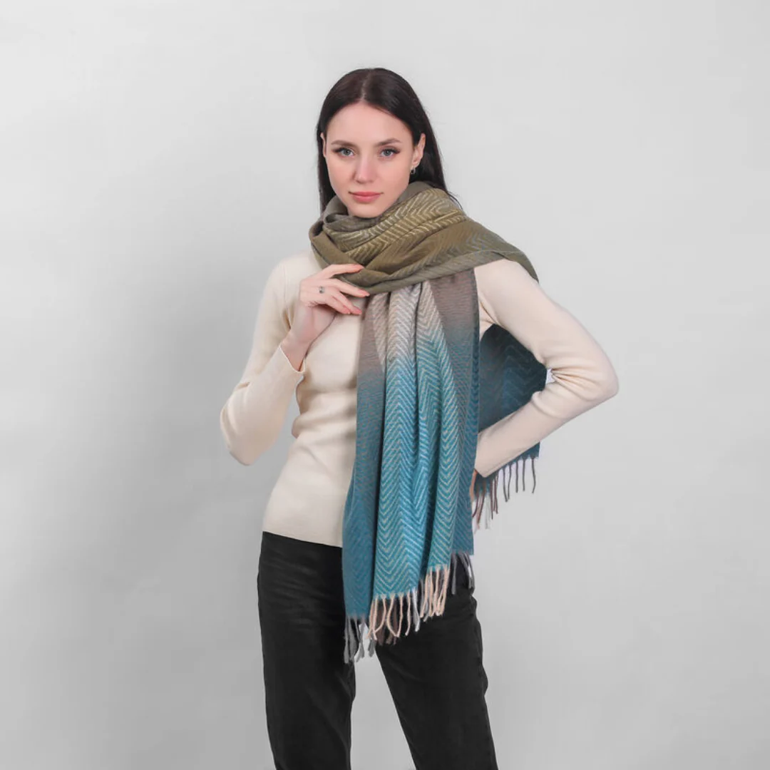 Herringbone Frailed End Scarf Green - Image 3