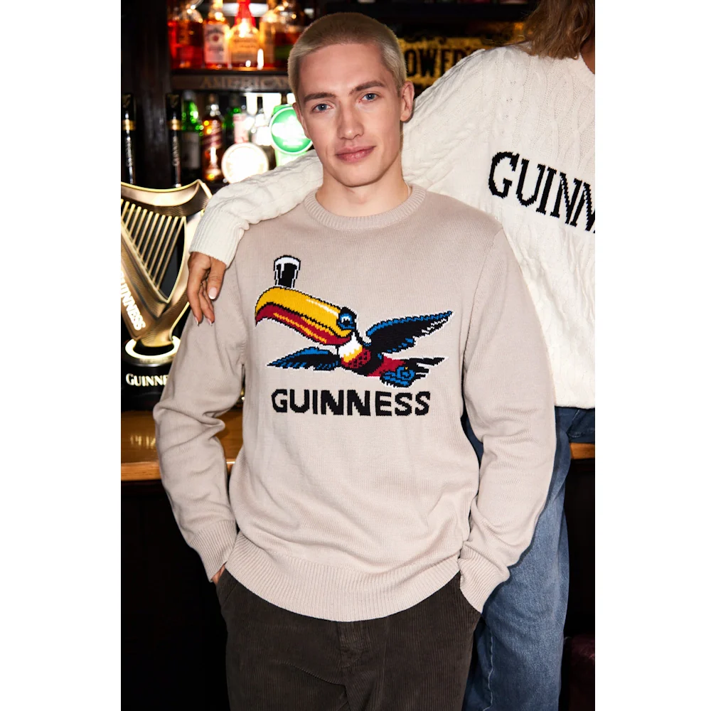 Men's Guinness Flying Toucan Crew Neck Jumper - Image 4