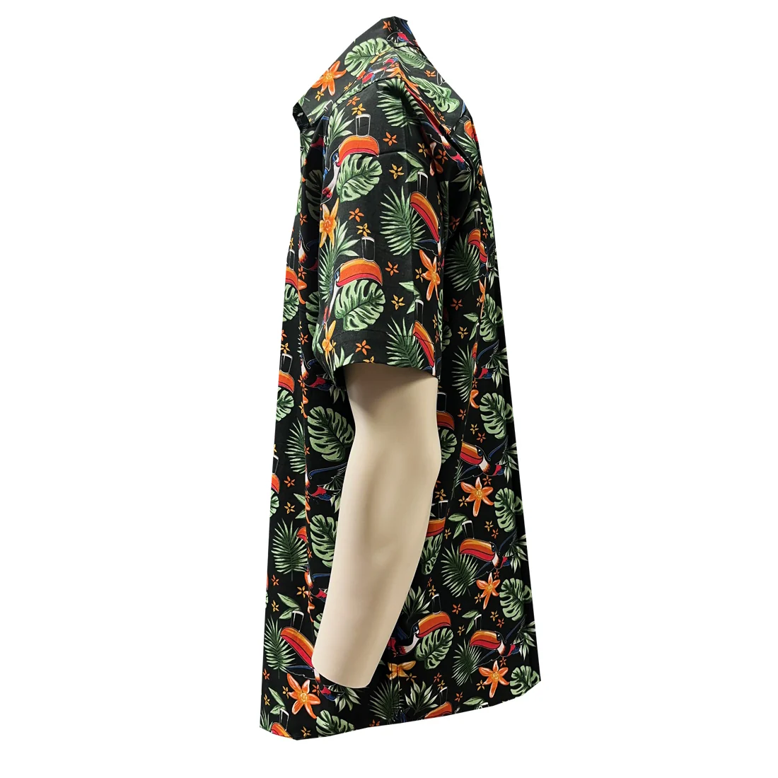 Men's Guinness Toucan Hawaiian Print Shirt - Image 3