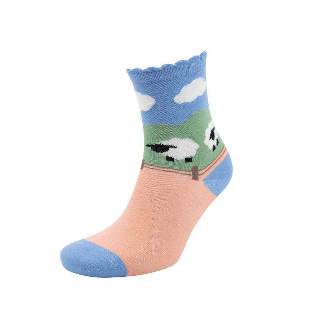 Triptoes Blush Sheep Ankle Socks - Image 3