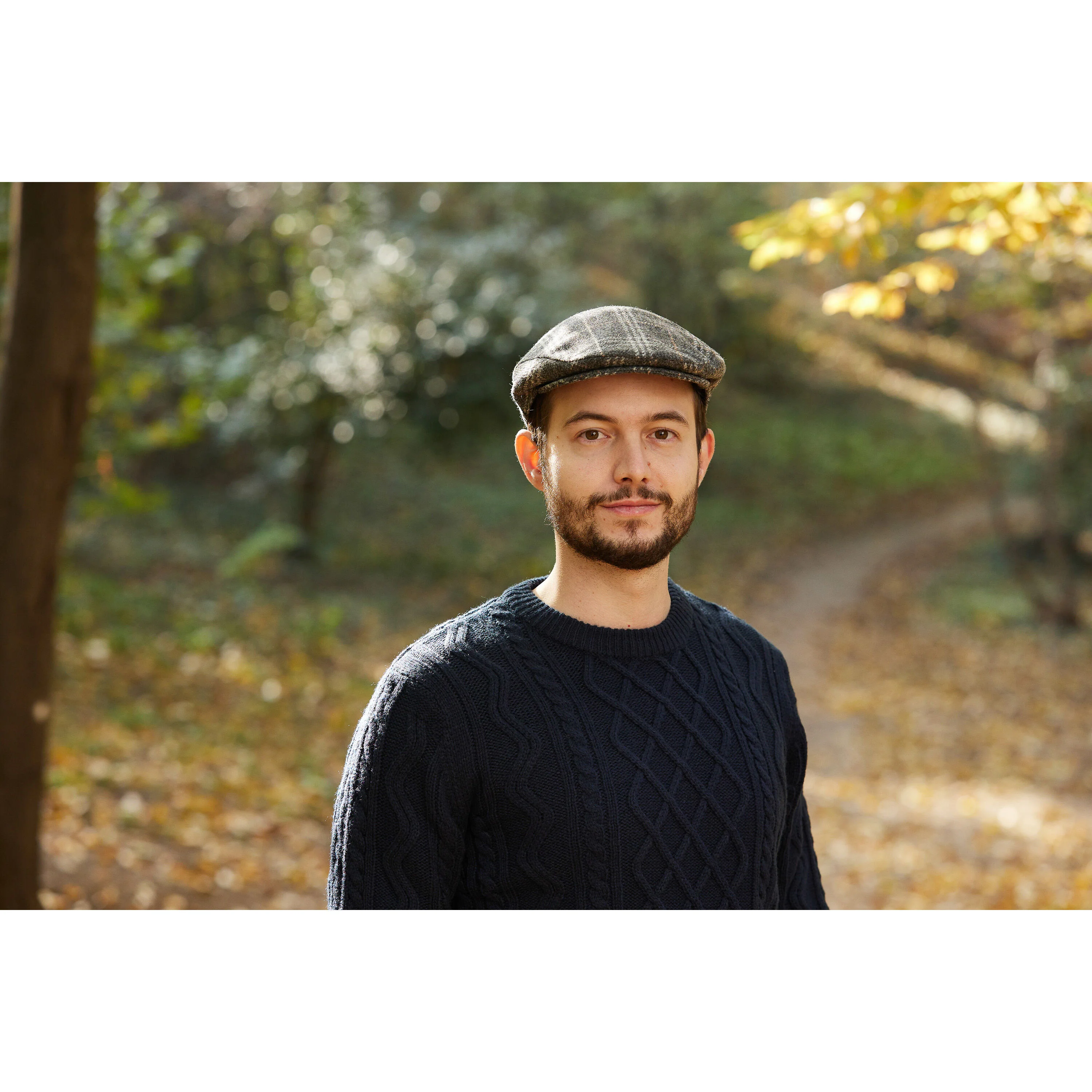 Tweed Herringbone Checkered Grey Flat Cap - Image 2