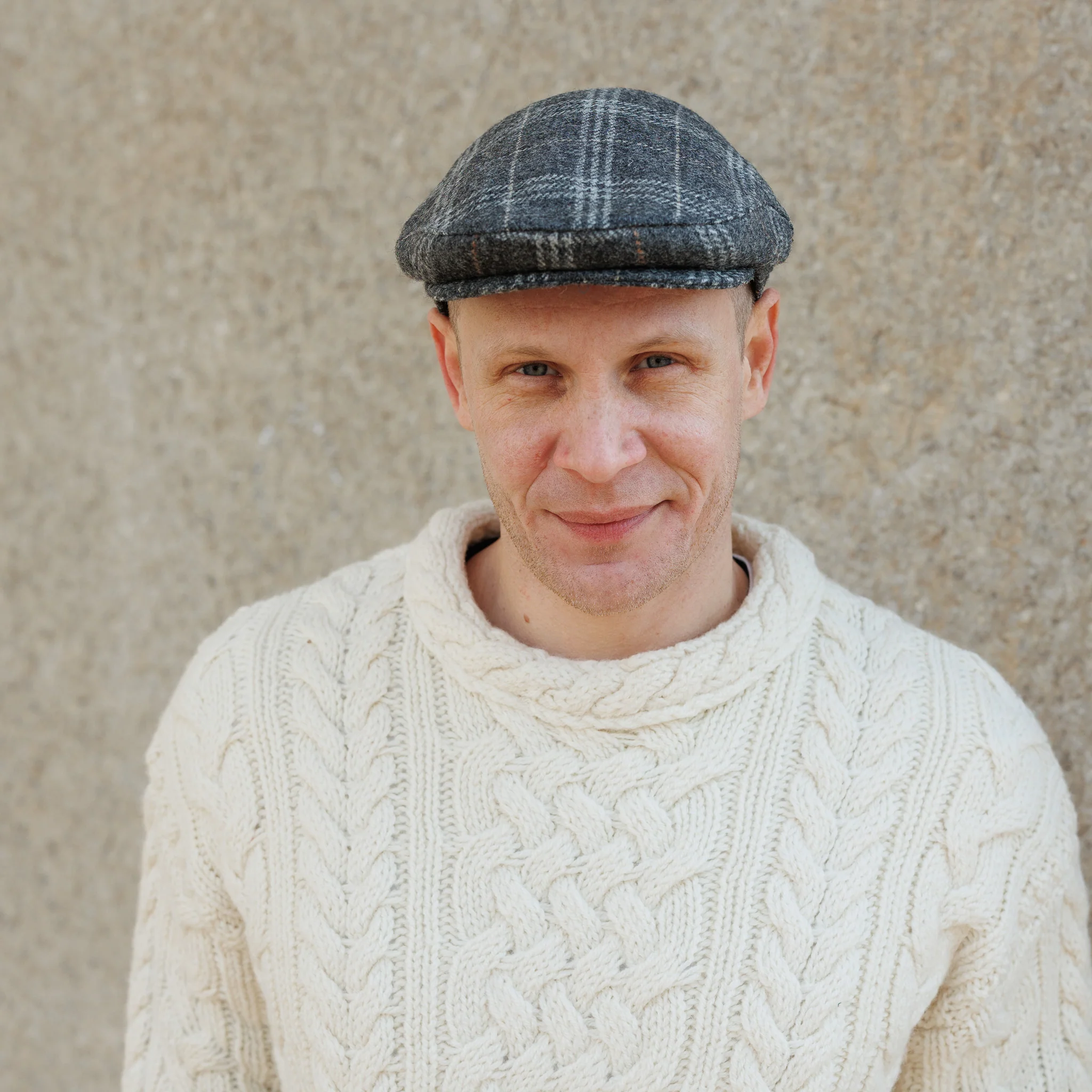 Tweed Herringbone Checkered Grey Flat Cap - Image 5
