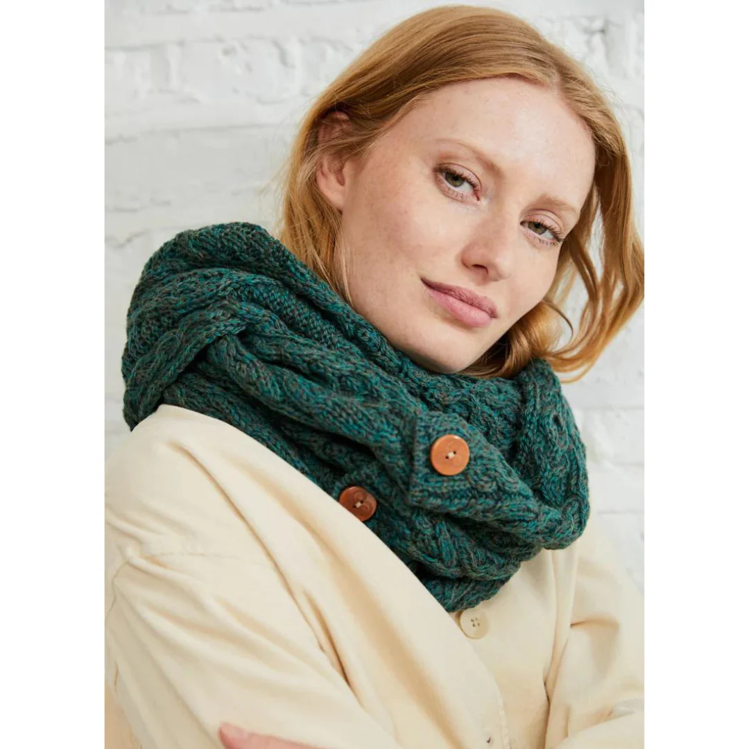 Women's Buttoned Aran Connemara Green Snood Scarf - Image 2