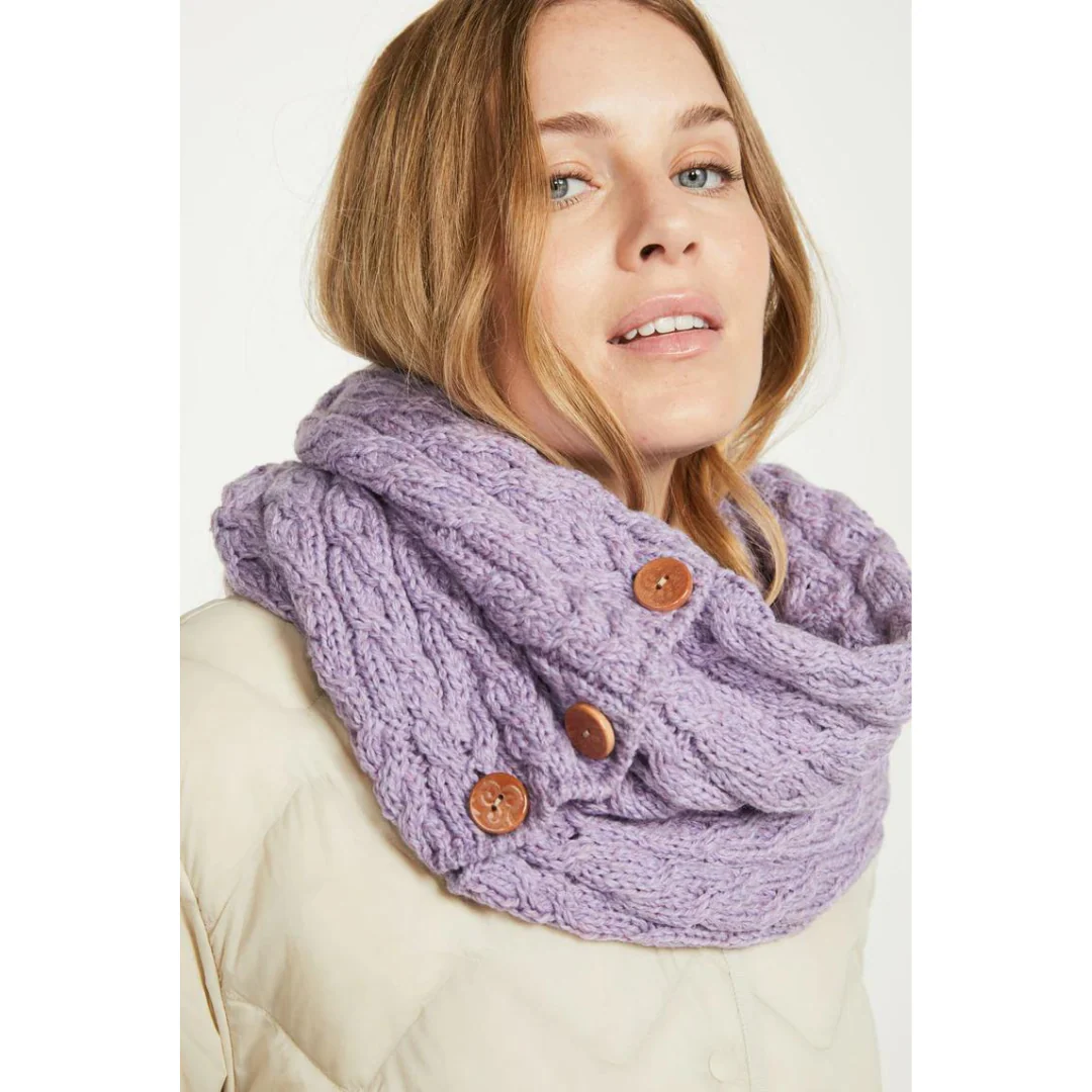 Women's Buttoned Aran Lilac Snood Scarf - Image 3