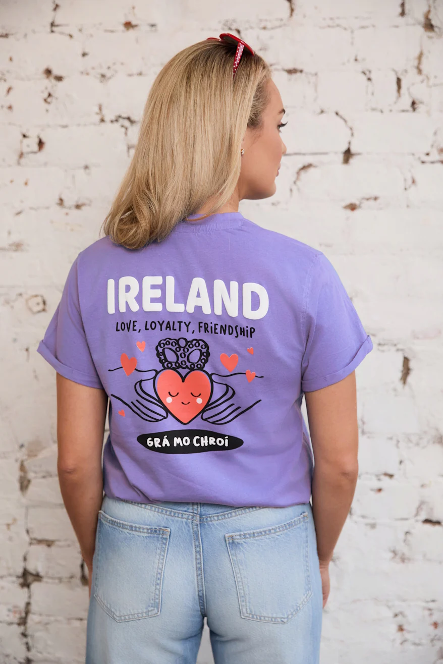 Women's Gra Mo Chroi Lilac T-Shirt - Image 7
