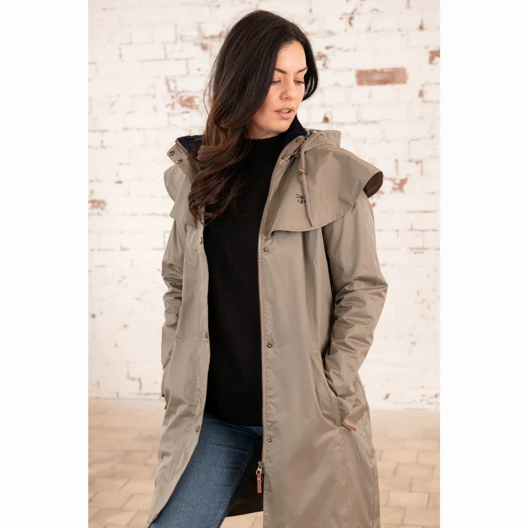 Women's Outrider Waterproof Jacket - Image 3