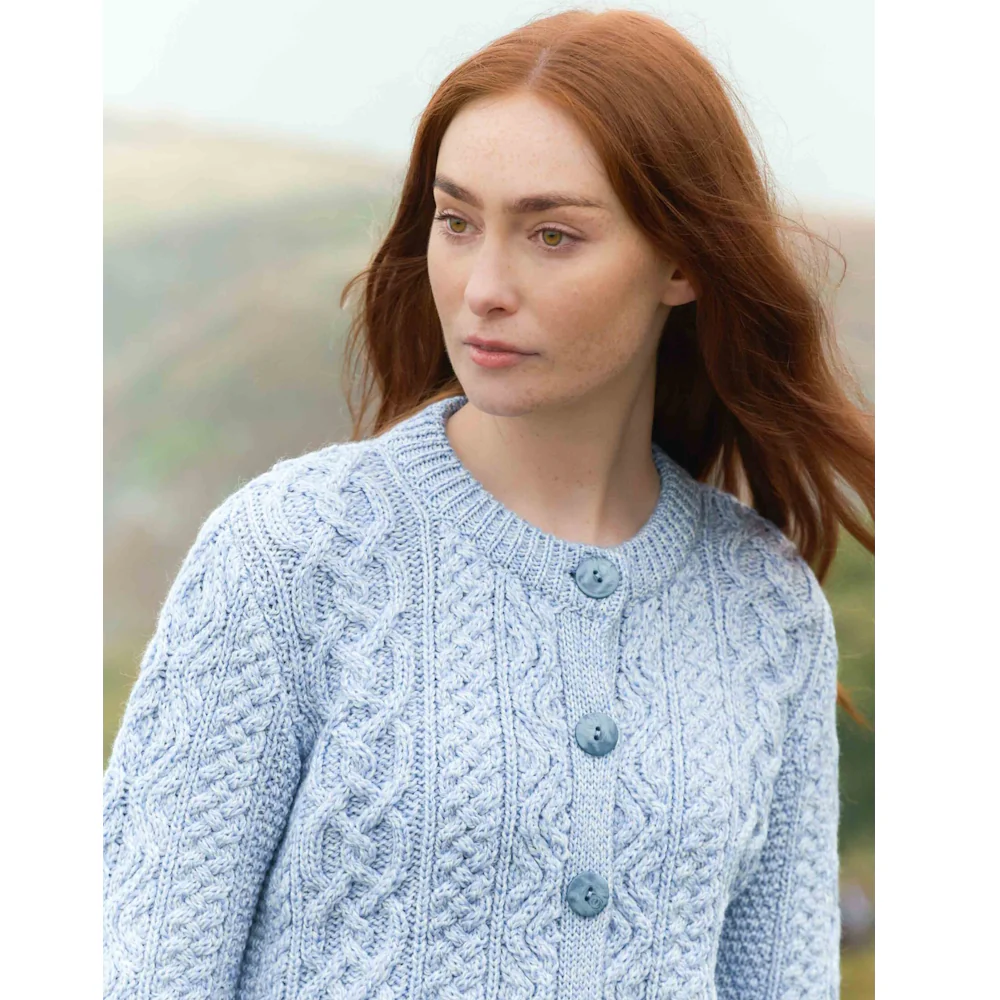 Women's Tramore Short Button Ice Marl Aran Cardigan - Image 4