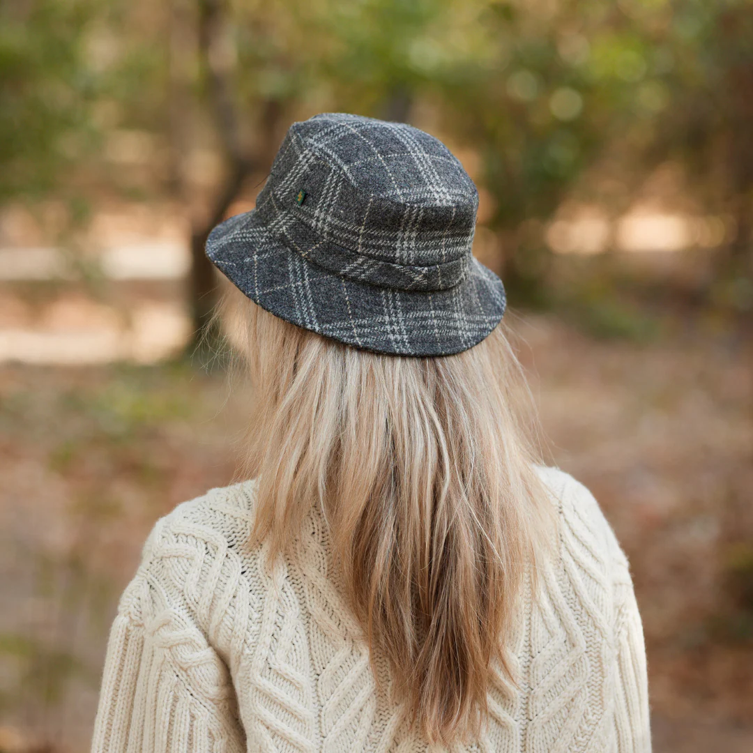 Women's Tweed Grey Bucket Hat - Image 3